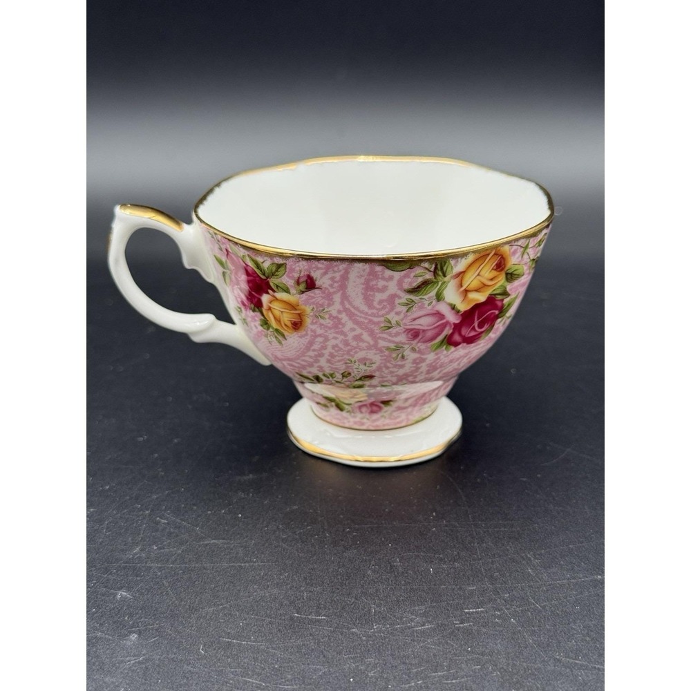 Royal Albert Old Country‎ Roses DUSKY PINK LACE Tea Cup Bone China